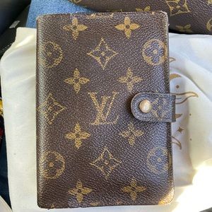 Louis Vuitton agenda pm